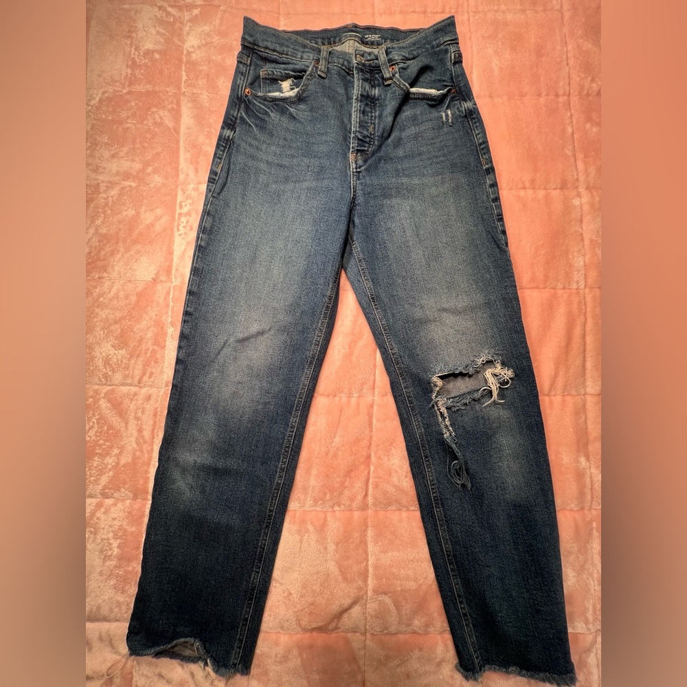 Old Navy Women’s Relaxed Fit Distressed Blue Jeans